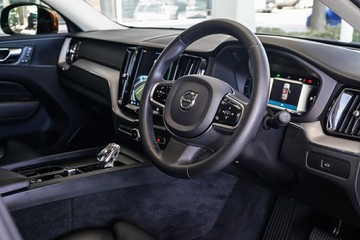 https://vehicle-cdn.autoleague.cloud/31373_U309448_11.jpg