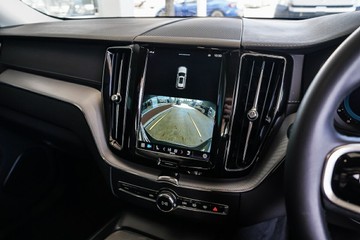 https://vehicle-cdn.autoleague.cloud/31373_U309448_16.jpg