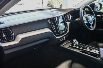 https://vehicle-cdn.autoleague.cloud/31373_U309448_19.jpg