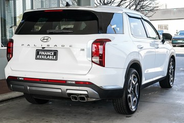 https://vehicle-cdn.autoleague.cloud/31373_U309479_8.jpg