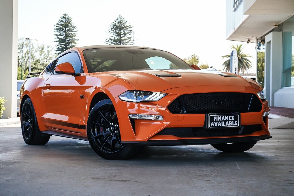 Ford Mustang image 1