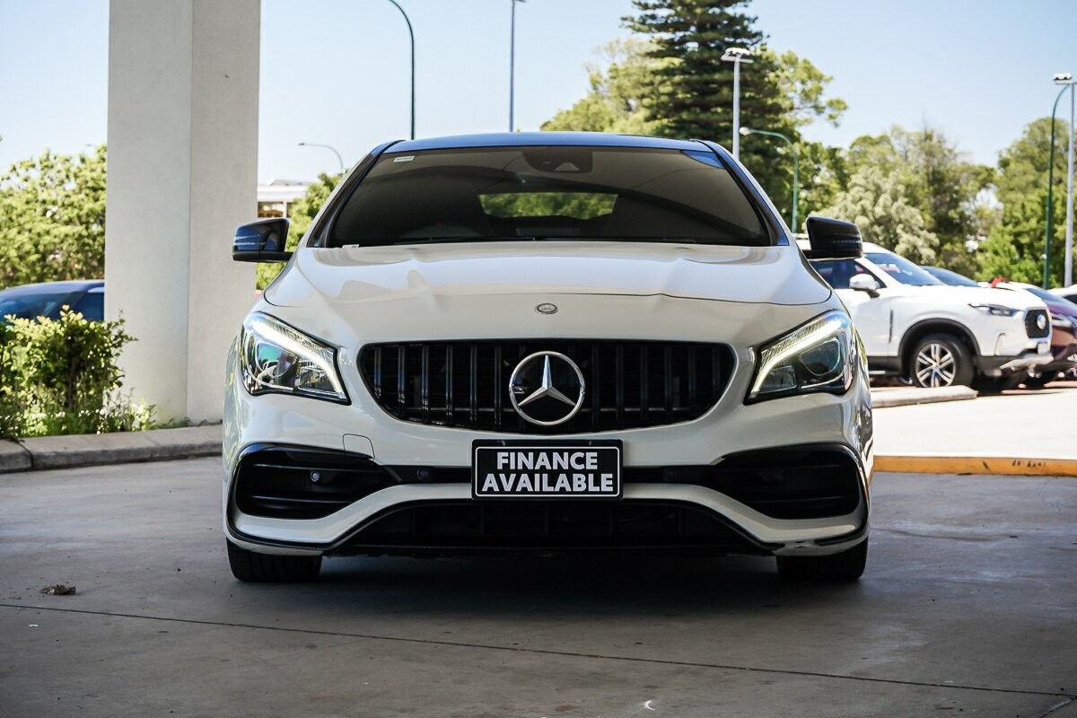 Mercedes Benz Cla-class image 3