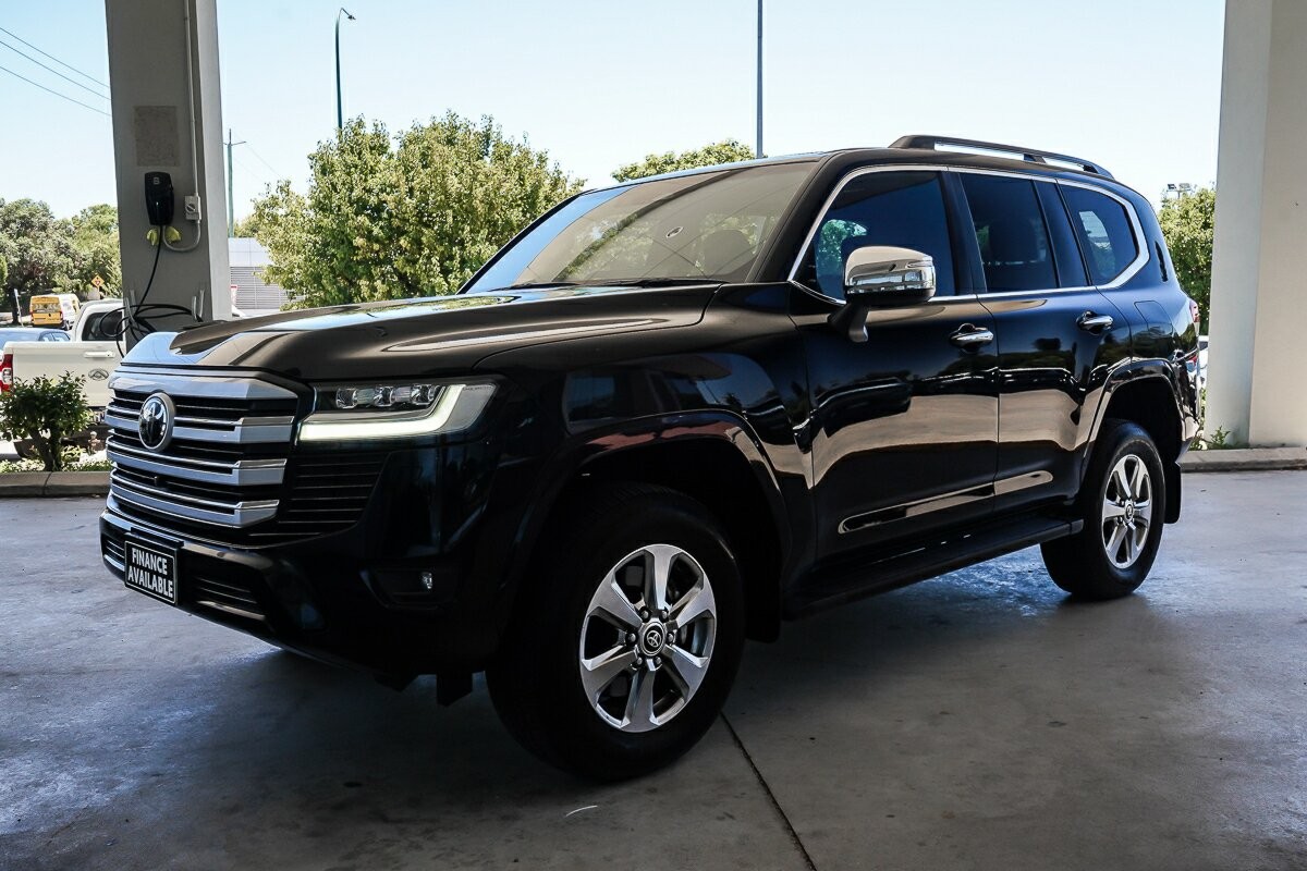 Toyota Landcruiser image 4