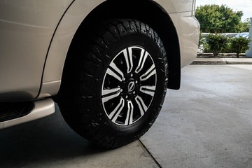 https://vehicle-cdn.autoleague.cloud/31373_U309512_6.jpg