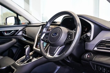 https://vehicle-cdn.autoleague.cloud/31373_U309518_15.jpg