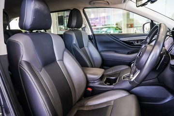 https://vehicle-cdn.autoleague.cloud/31373_U309518_16.jpg