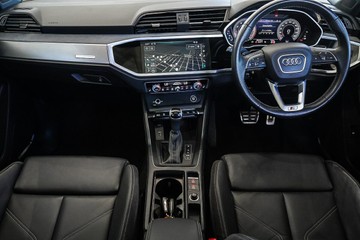 https://vehicle-cdn.autoleague.cloud/31373_U309529_14.jpg