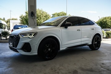 https://vehicle-cdn.autoleague.cloud/31373_U309529_4.jpg