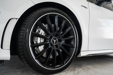 https://vehicle-cdn.autoleague.cloud/31373_U309538_5.jpg