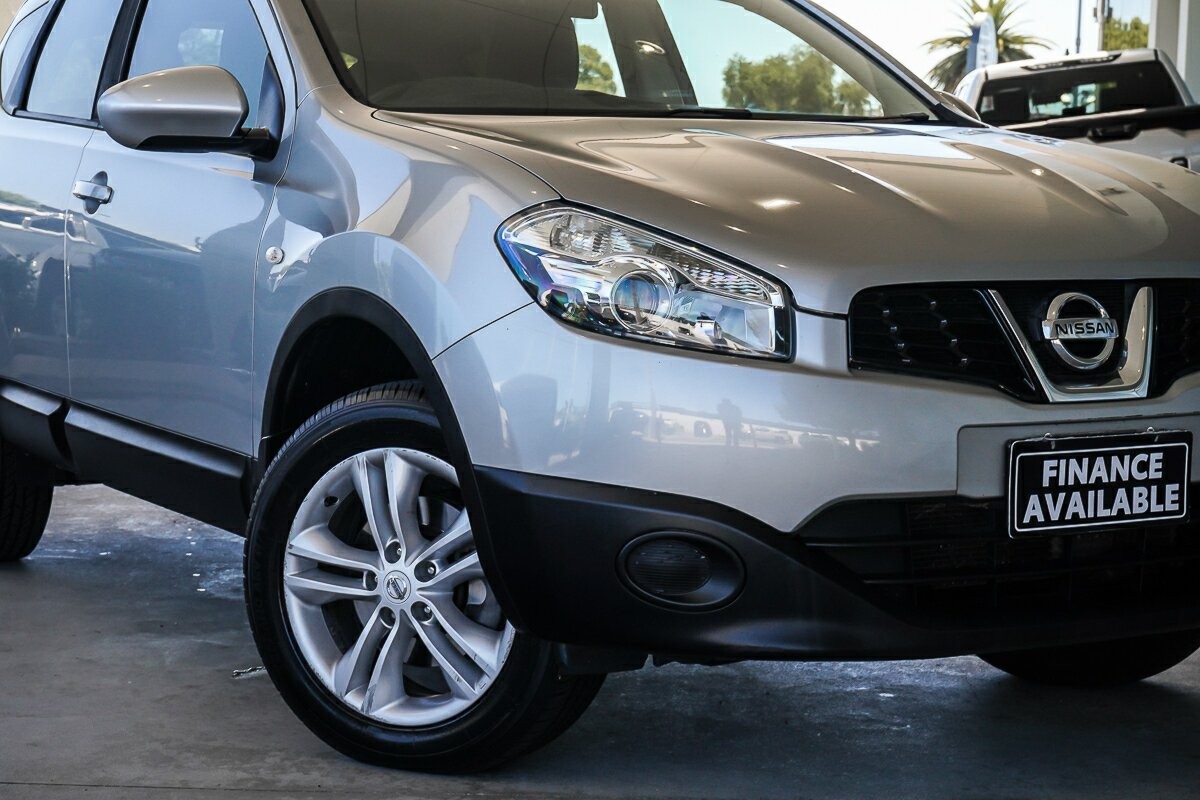 Nissan Dualis image 2