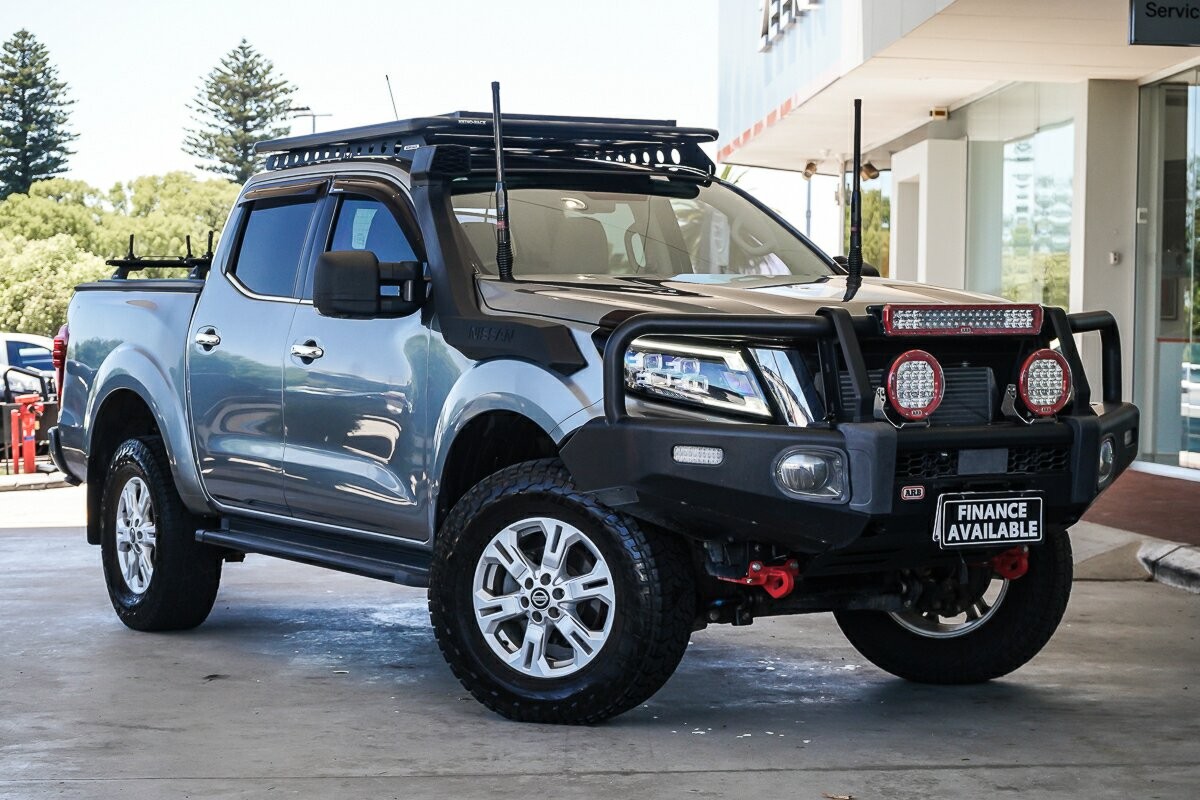 Nissan Navara image 1