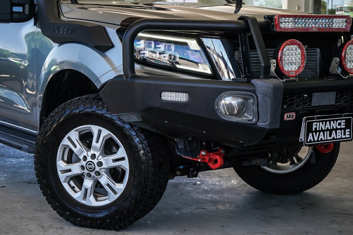 Nissan Navara image 2