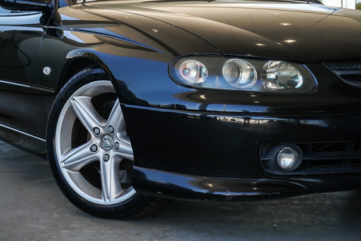 Holden Monaro image 2