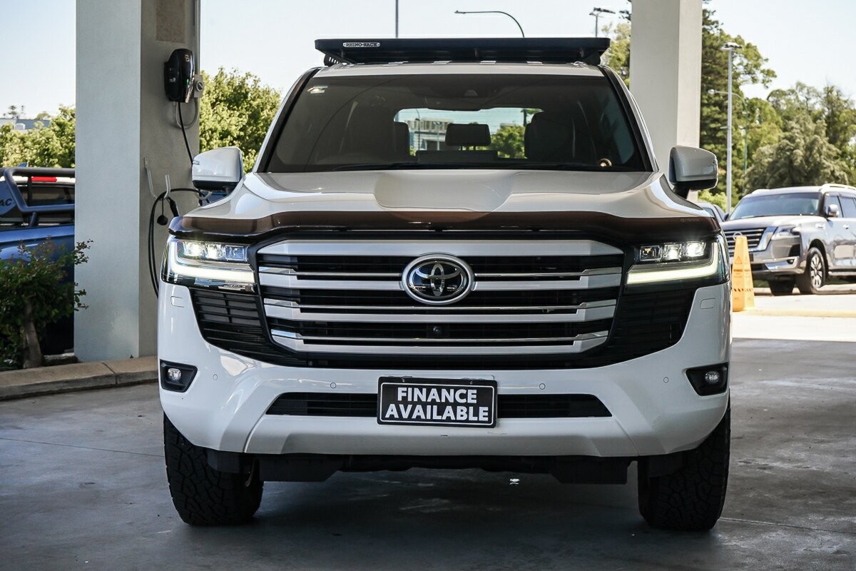 Toyota Landcruiser image 3