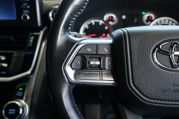 https://vehicle-cdn.autoleague.cloud/31373_U309613_13.jpg