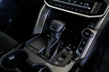 https://vehicle-cdn.autoleague.cloud/31373_U309613_18.jpg