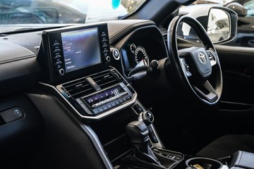https://vehicle-cdn.autoleague.cloud/31373_U309613_20.jpg