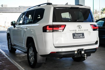 https://vehicle-cdn.autoleague.cloud/31373_U309613_6.jpg