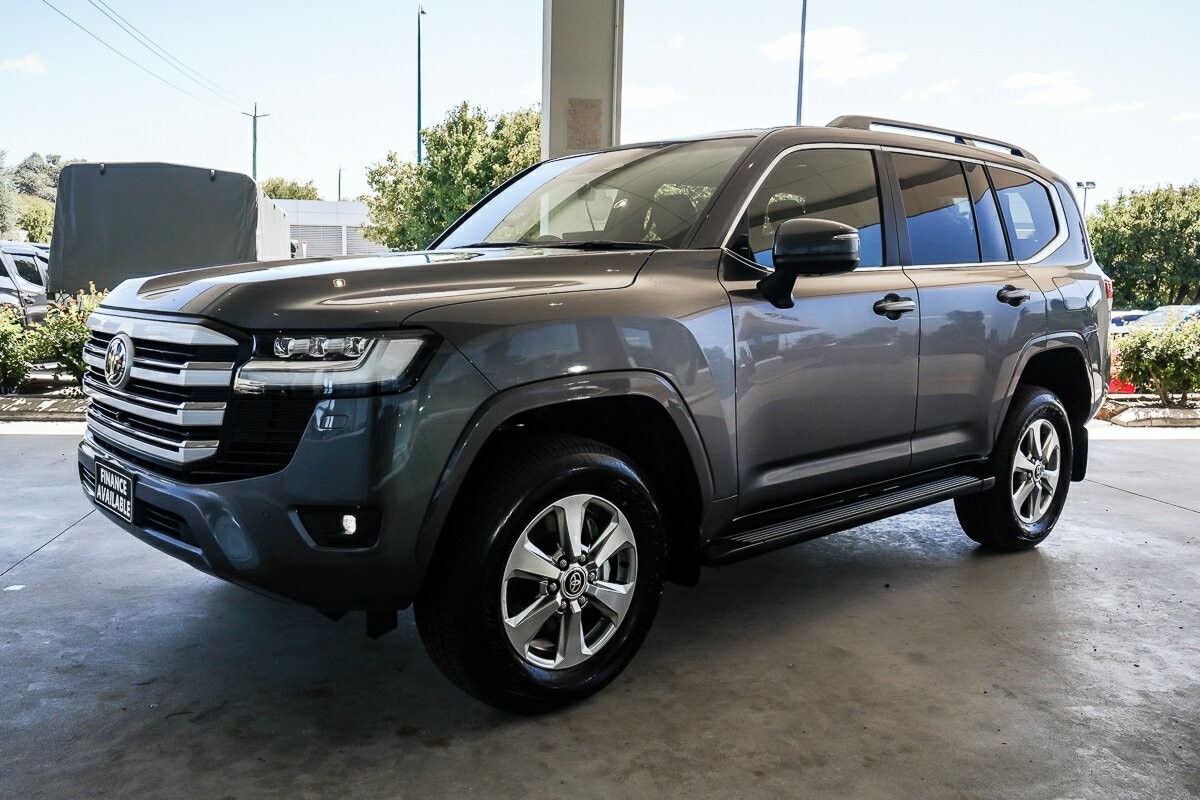 Toyota Landcruiser image 4