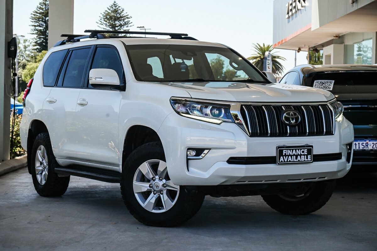Toyota Landcruiser Prado image 1