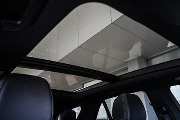 https://vehicle-cdn.autoleague.cloud/31373_U309639_14.jpg