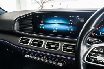 https://vehicle-cdn.autoleague.cloud/31373_U309639_22.jpg