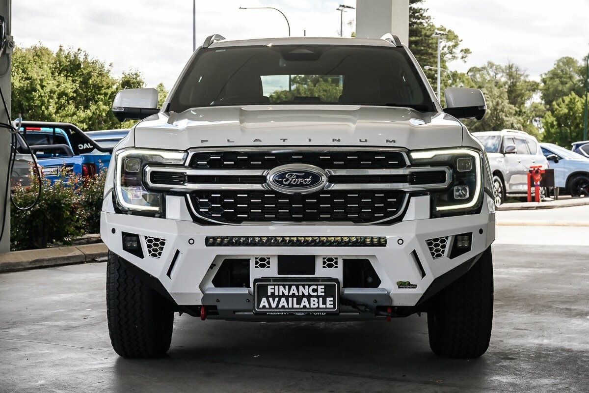 Ford Everest image 3