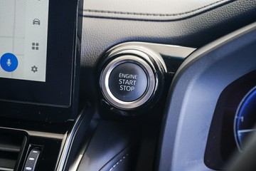 https://vehicle-cdn.autoleague.cloud/31373_U309652_26.jpg