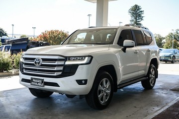https://vehicle-cdn.autoleague.cloud/31373_U309652_4.jpg