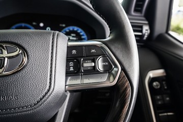 https://vehicle-cdn.autoleague.cloud/31373_U309657_24.jpg