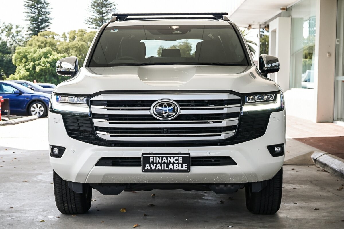 Toyota Landcruiser image 3
