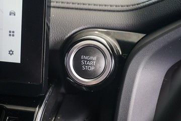 https://vehicle-cdn.autoleague.cloud/31373_U309657_30.jpg