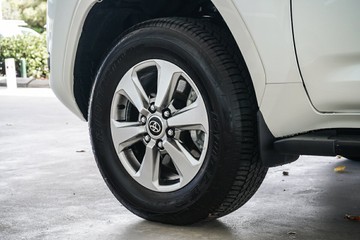 https://vehicle-cdn.autoleague.cloud/31373_U309657_5.jpg