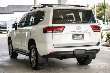 https://vehicle-cdn.autoleague.cloud/31373_U309657_6.jpg