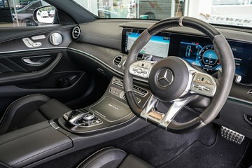 https://vehicle-cdn.autoleague.cloud/31373_U309678_15.jpg