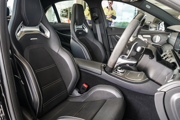 https://vehicle-cdn.autoleague.cloud/31373_U309678_16.jpg