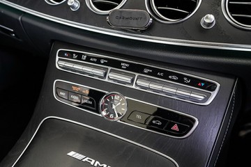 https://vehicle-cdn.autoleague.cloud/31373_U309678_23.jpg