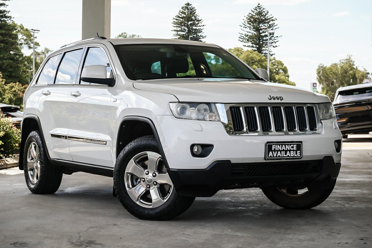 Jeep Grand Cherokee image 1