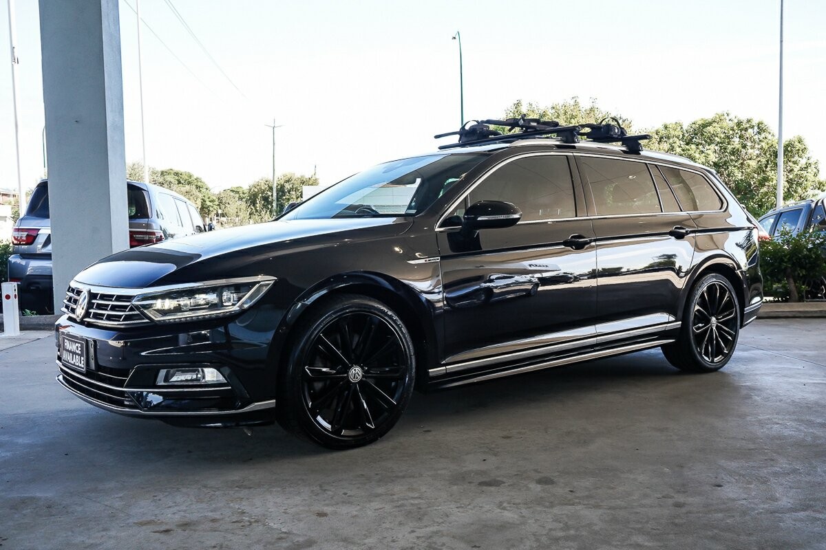 Volkswagen Passat image 4