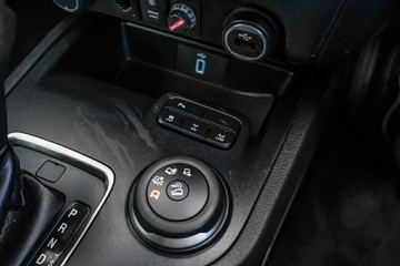 https://vehicle-cdn.autoleague.cloud/31373_U309692_26.jpg