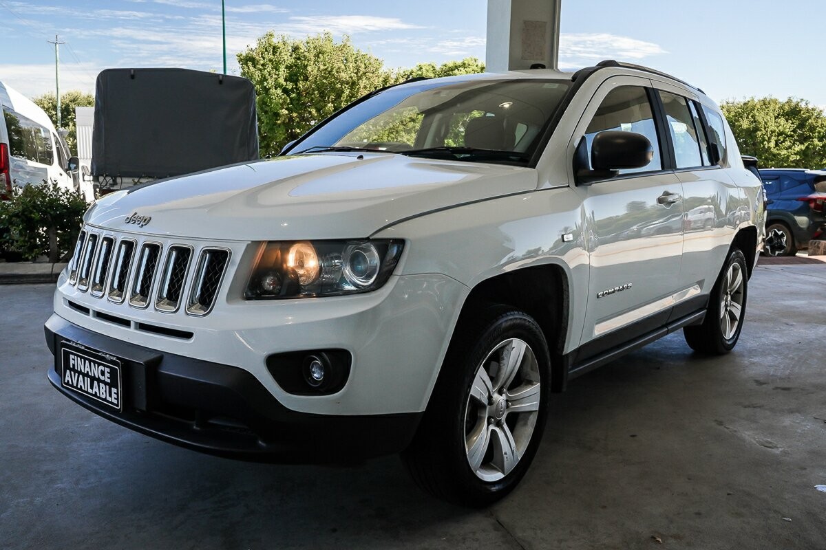 Jeep Compass image 4