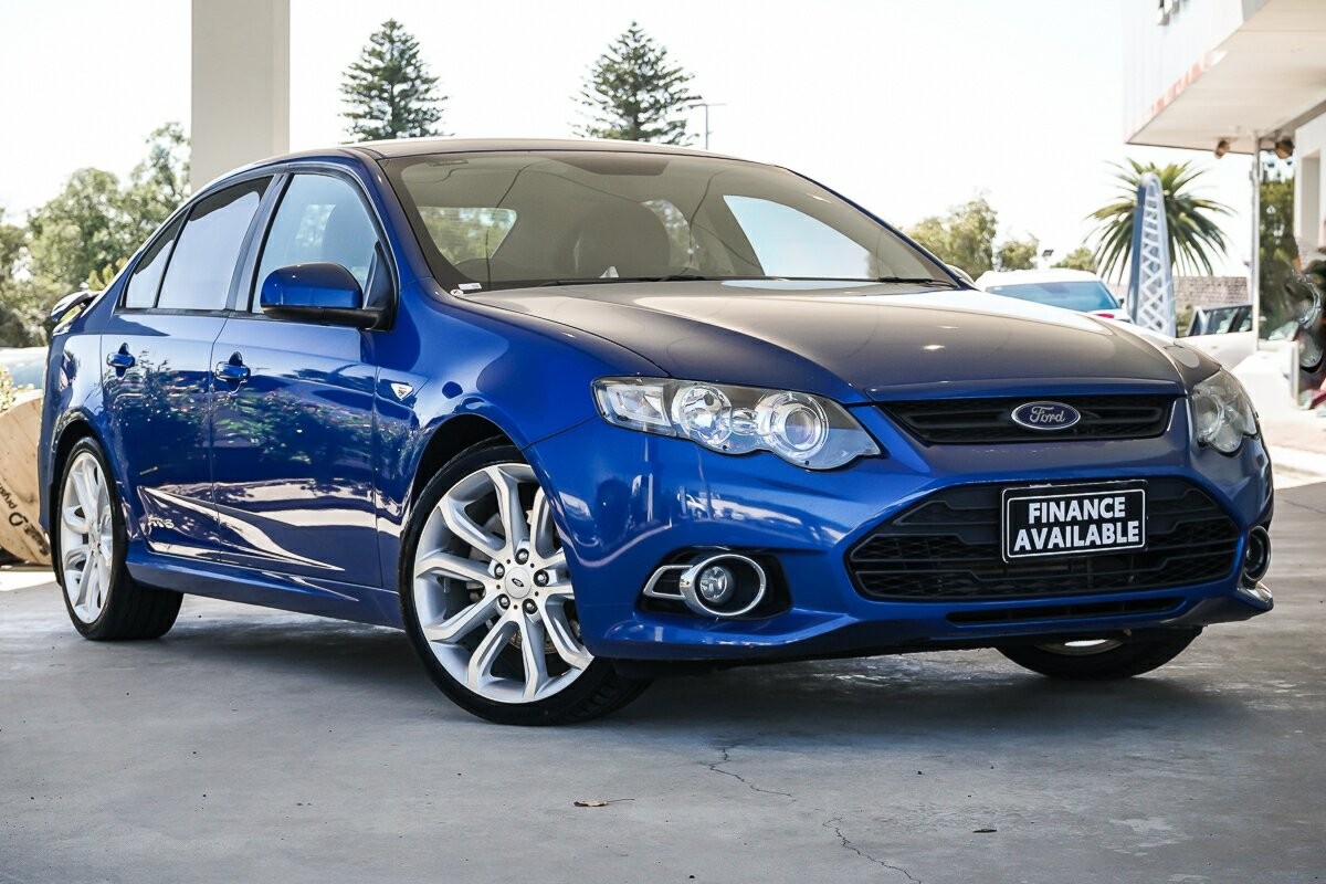 Ford Falcon image 1