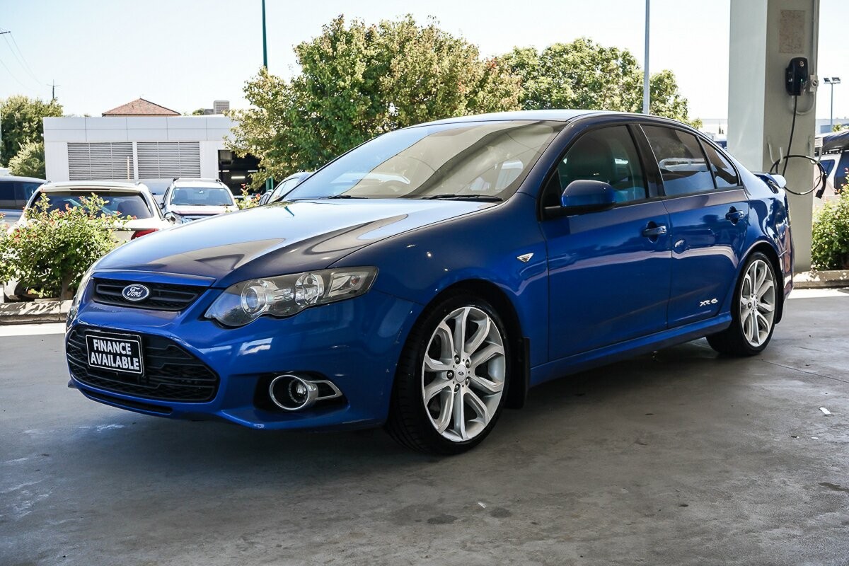 Ford Falcon image 4