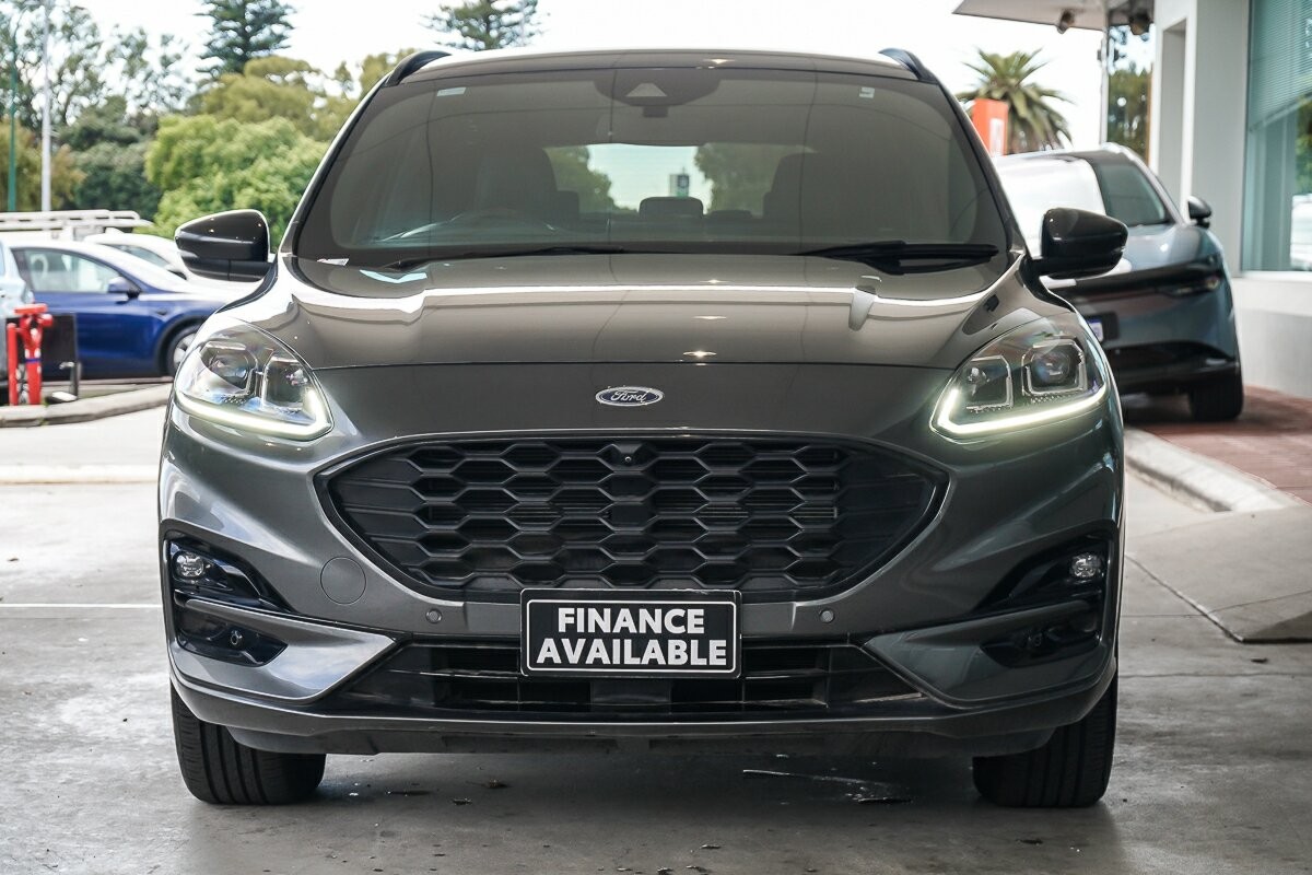 Ford Escape image 3