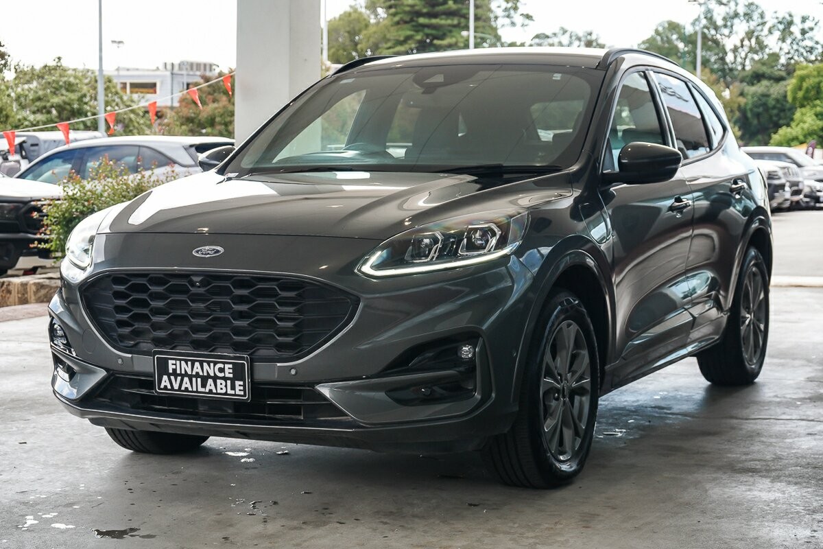 Ford Escape image 4