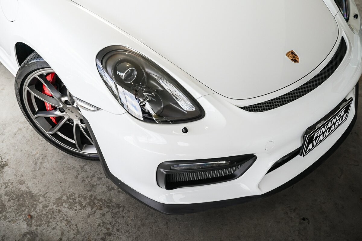 Porsche Cayman image 4