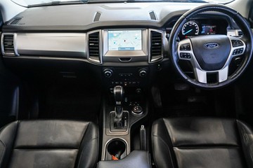 https://vehicle-cdn.autoleague.cloud/31373_U309708_15.jpg