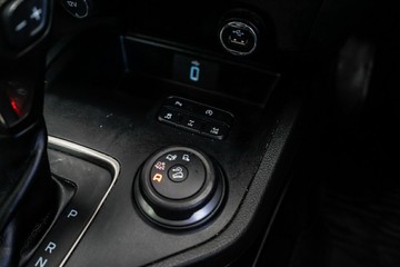 https://vehicle-cdn.autoleague.cloud/31373_U309708_24.jpg