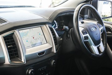 https://vehicle-cdn.autoleague.cloud/31373_U309708_27.jpg
