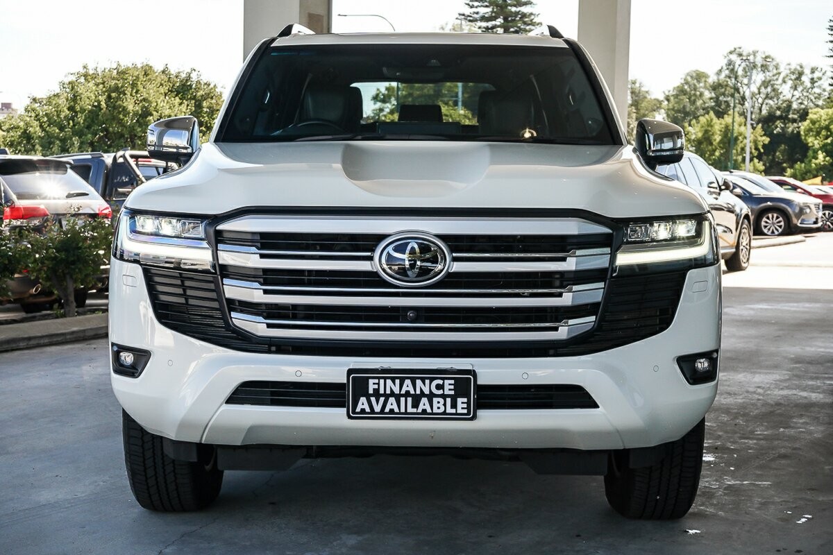 Toyota Landcruiser image 3